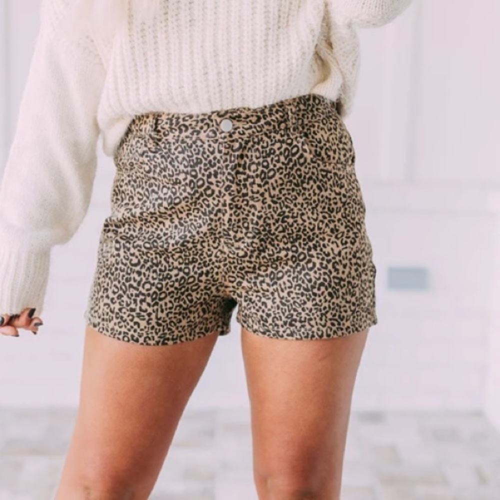 Leopard jean shorts